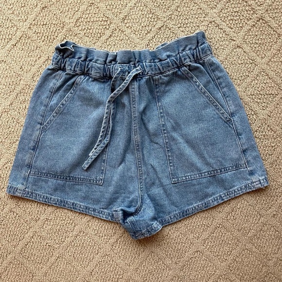 BDG Paperbag shorts - Picture 2 of 4